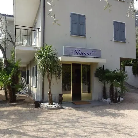 Silvana Garni 2*