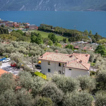 Hotel Silvana Garni 2*