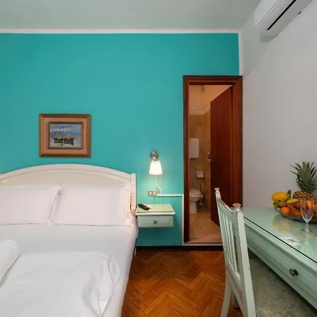 Silvana Garni Hotel Limone sul Garda