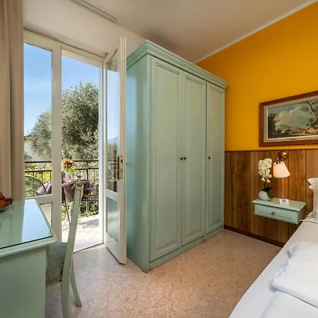 Silvana Garni Hotel Limone sul Garda