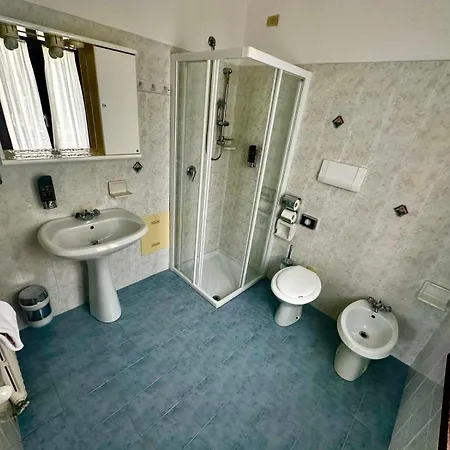 Silvana Garni Limone sul Garda