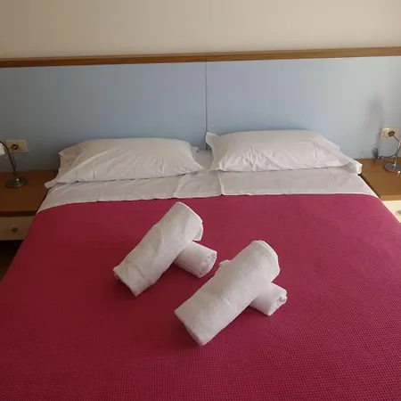 Silvana Garni Limone sul Garda