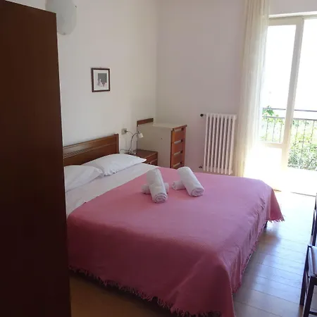 Silvana Garni Hotel Limone sul Garda