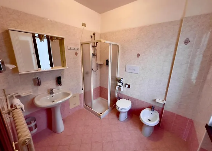 Hotel Silvana Garni 2*