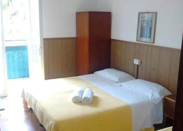 Hotel Silvana Garni 2*